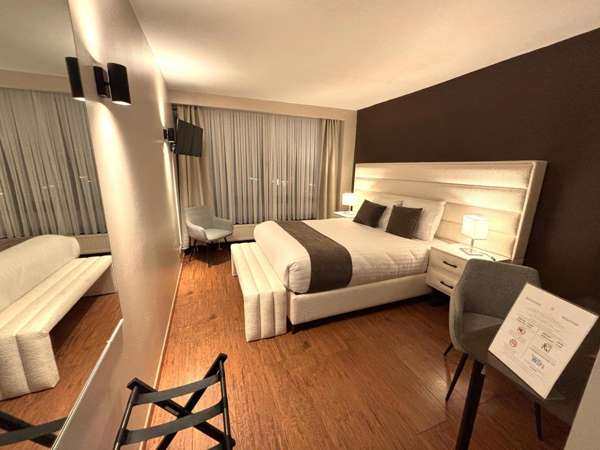 Escale Hotel Saint-Gilles Εξωτερικό φωτογραφία