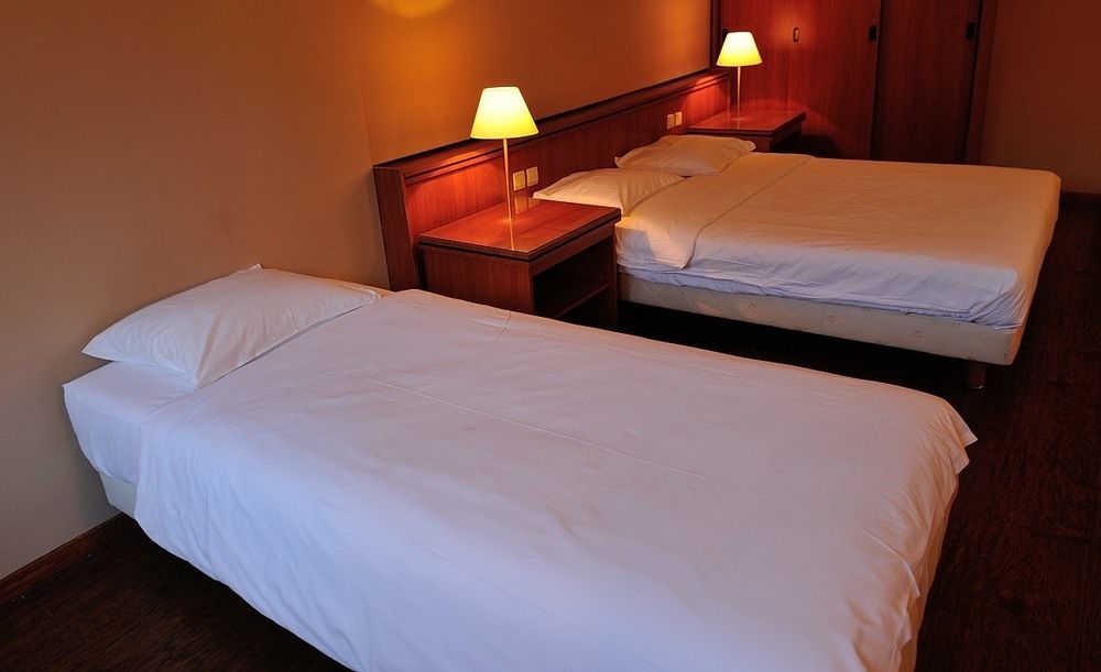 Escale Hotel Saint-Gilles Εξωτερικό φωτογραφία