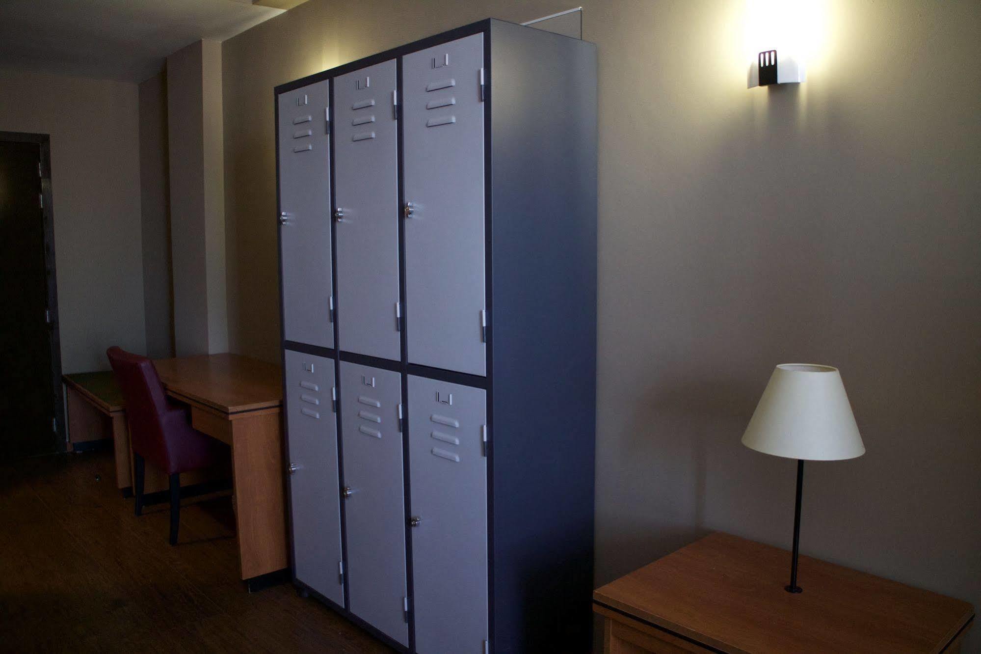 Escale Hotel Saint-Gilles Εξωτερικό φωτογραφία
