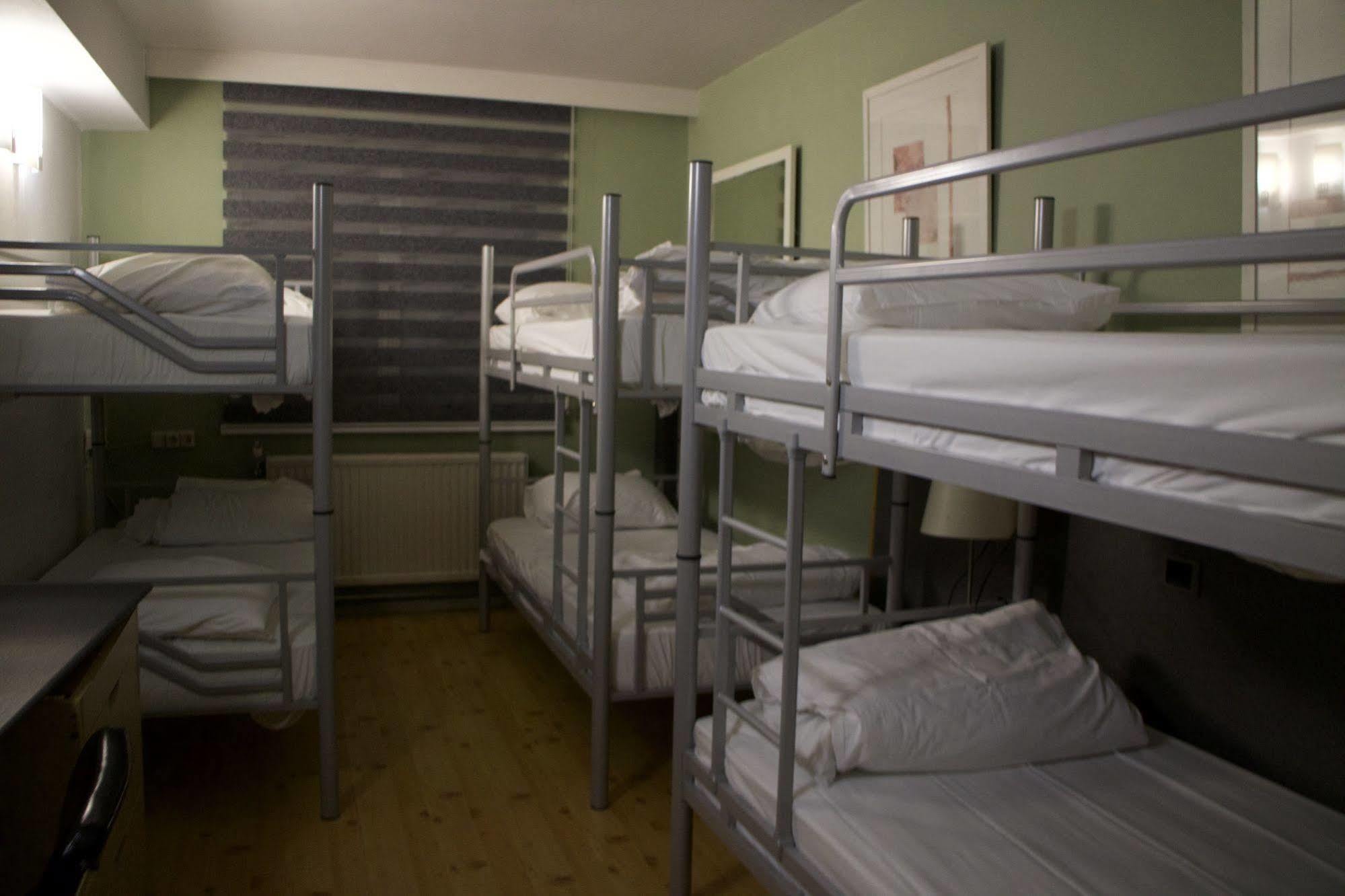 Escale Hotel Saint-Gilles Εξωτερικό φωτογραφία
